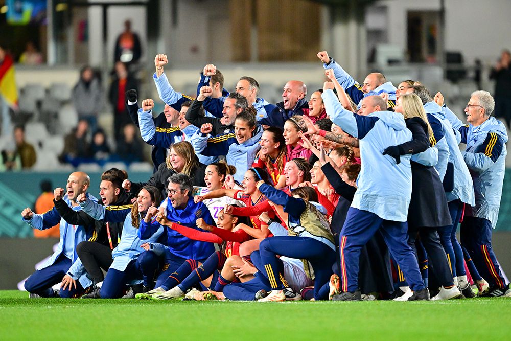 开云体育官网-西班牙女足大比分获胜，冲击冠军