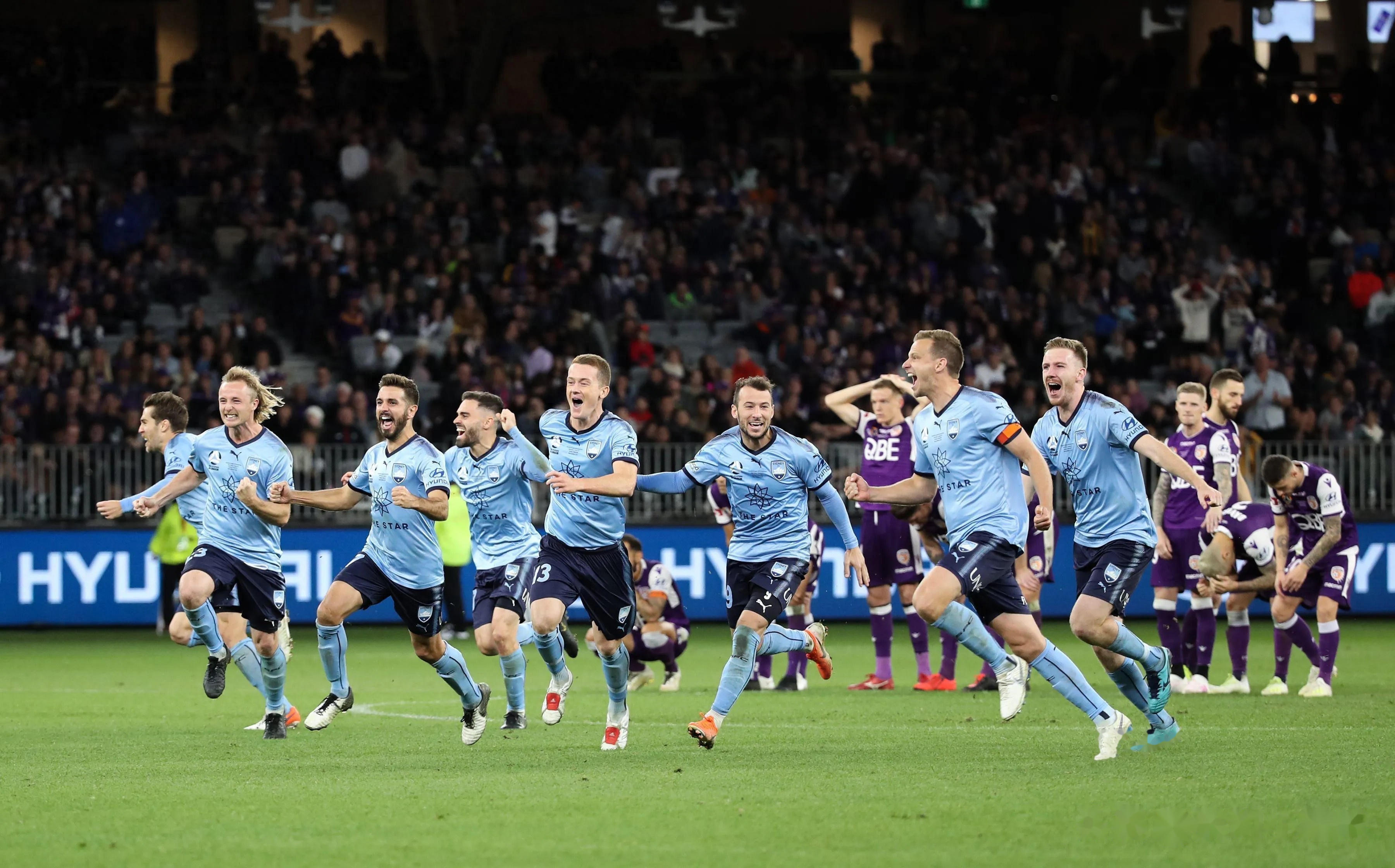 开云体育登录-全球各大洲球队角逐激烈，赛事精彩纷呈