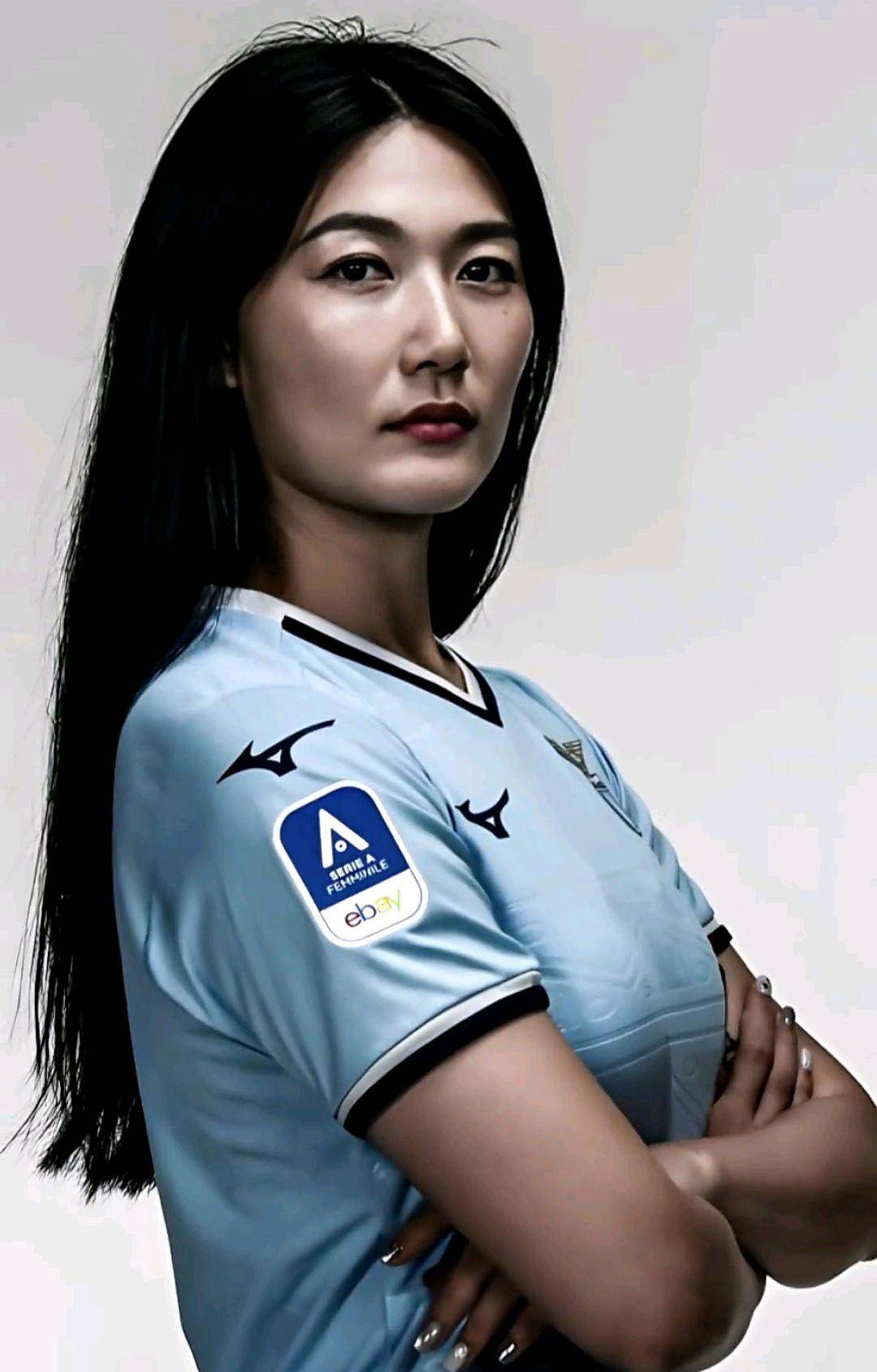 开云体育官方入口-球员个人表现斐然，女足赛场掀起热潮