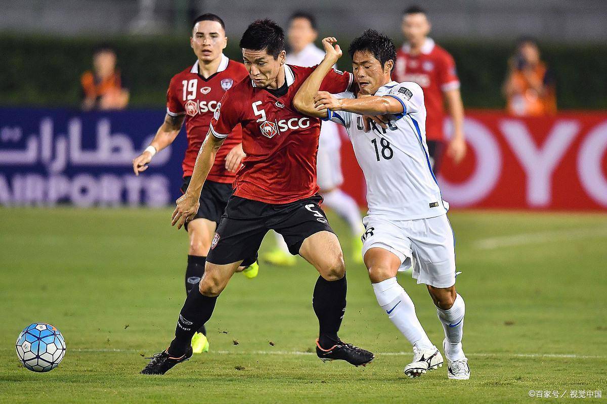 队员表现稳定,连战皆有进球保持良好状态 队员表现稳定,连战皆有进球保持良好状态