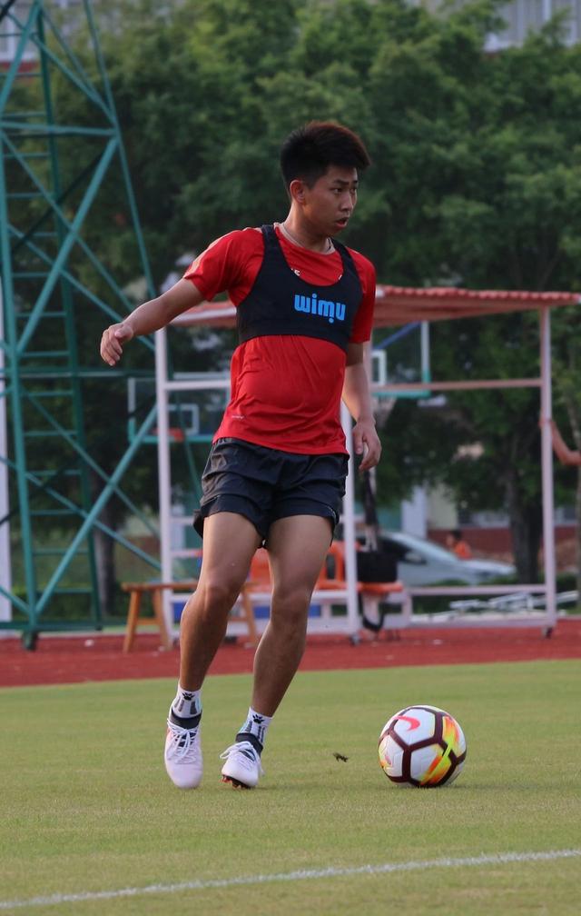 开云体育app-青岛黄海失利，积极备战下一场