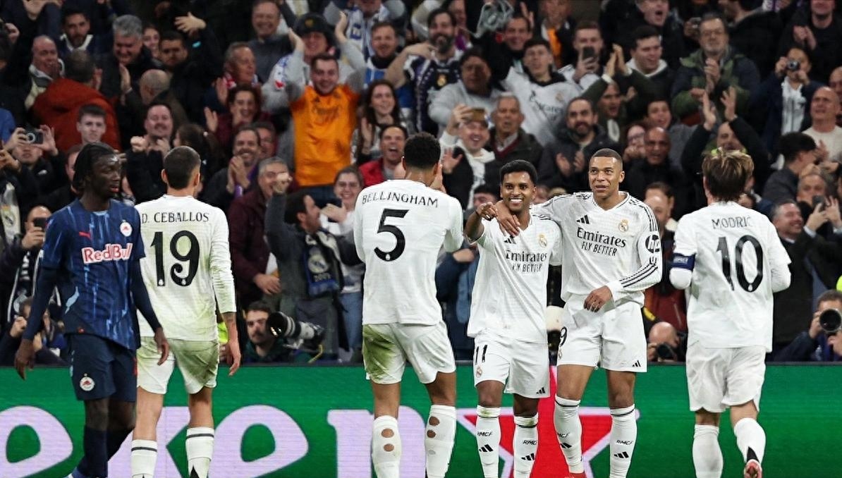 切尔西主场击败西汉姆联，继续追赶曼城