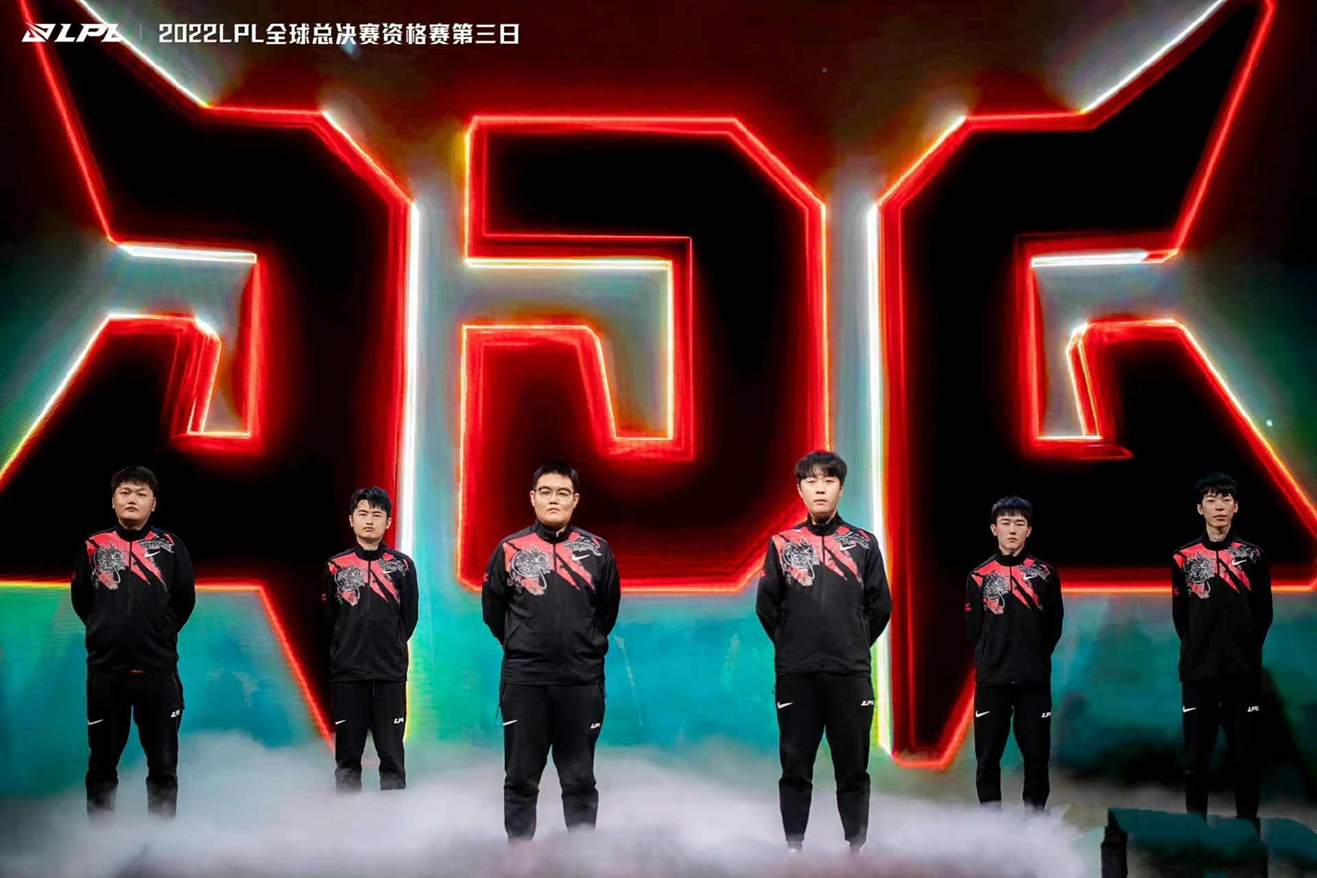 关于俄罗斯主教练发布出征名单,实力球员齐聚的信息 关于俄罗斯主教练发布出征名单,实力球员齐聚的信息