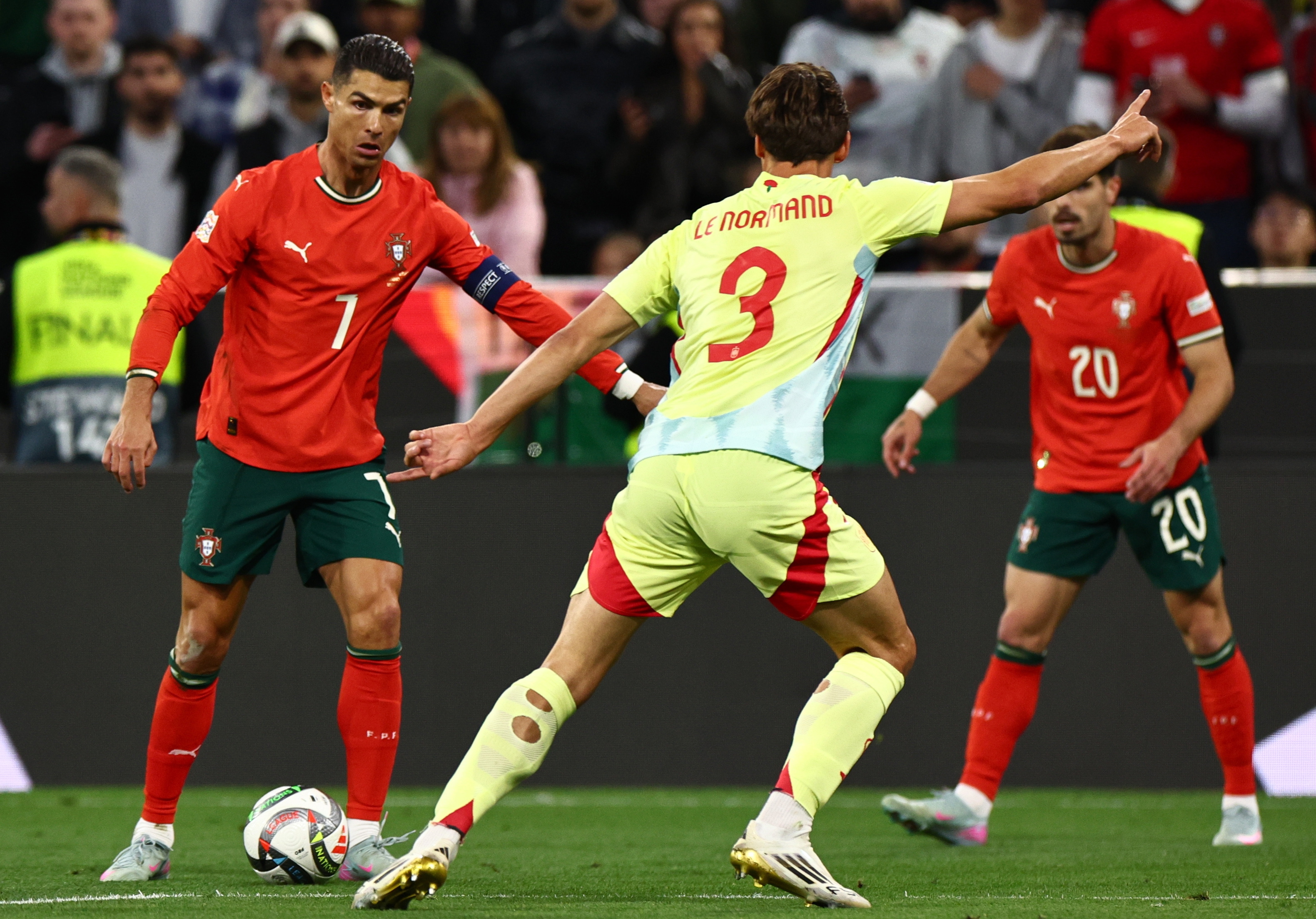 开云体育登录入口-葡萄牙队在热身赛中遭遇惨败