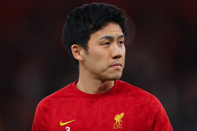 开云体育登录-法兰克福主帅放眼未来，提出新赛季目标的简单介绍