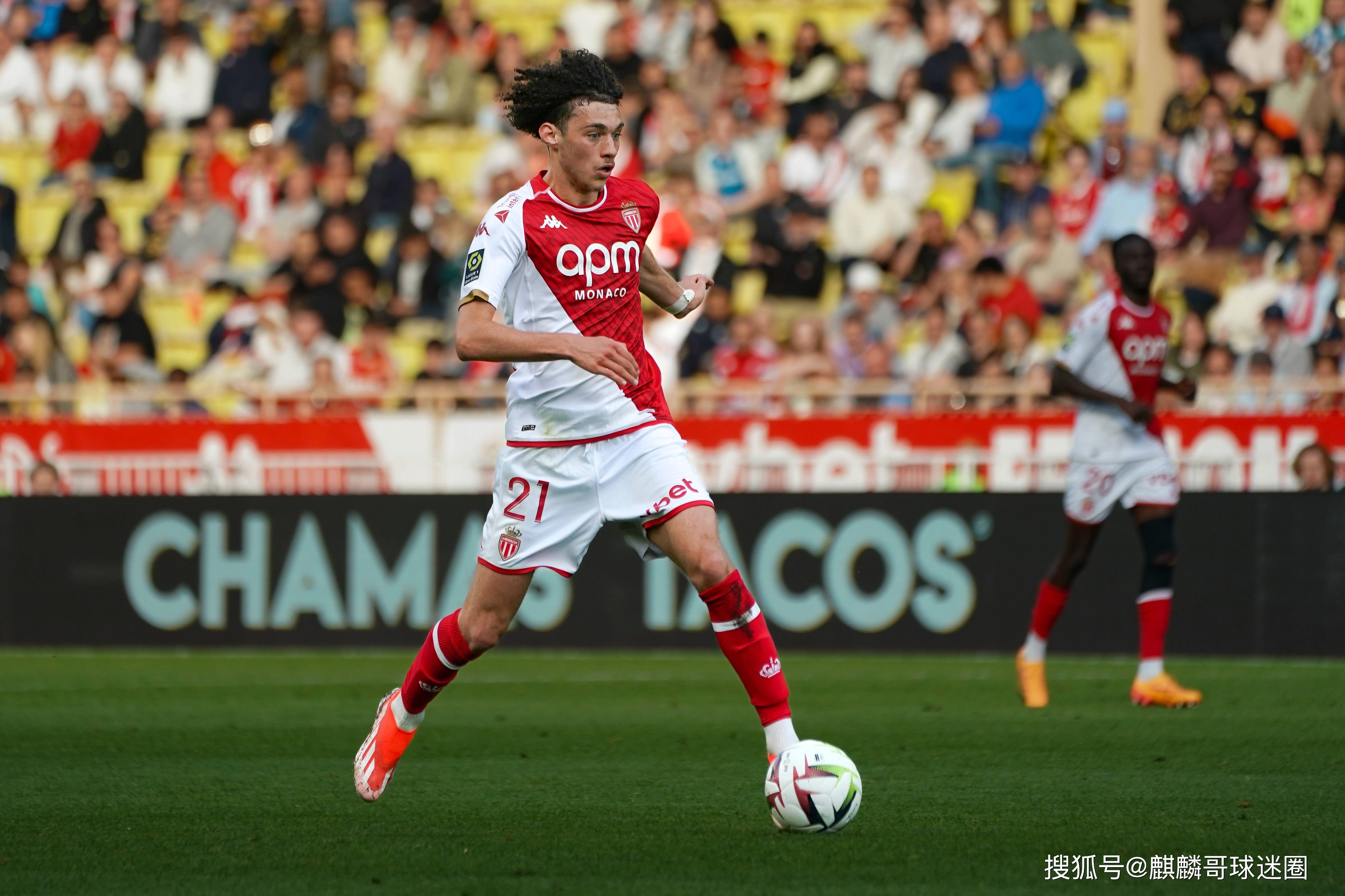 包含阿斯顿维拉主场失利，欧战希望渺茫的词条