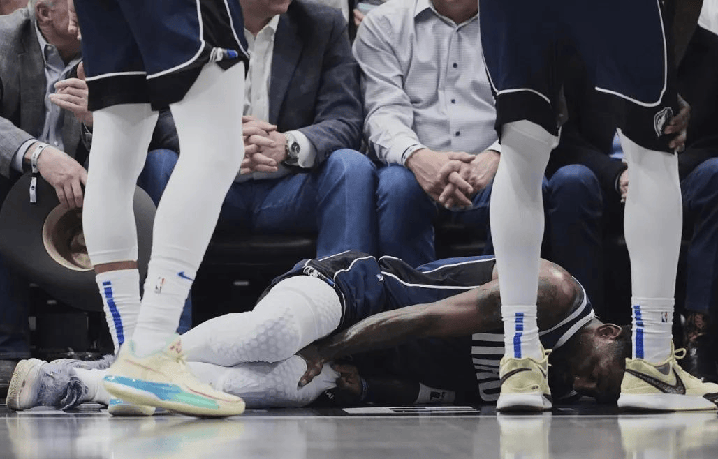 开云体育入口-独行侠队后卫因脚踝伤势将缺席两周比赛的简单介绍