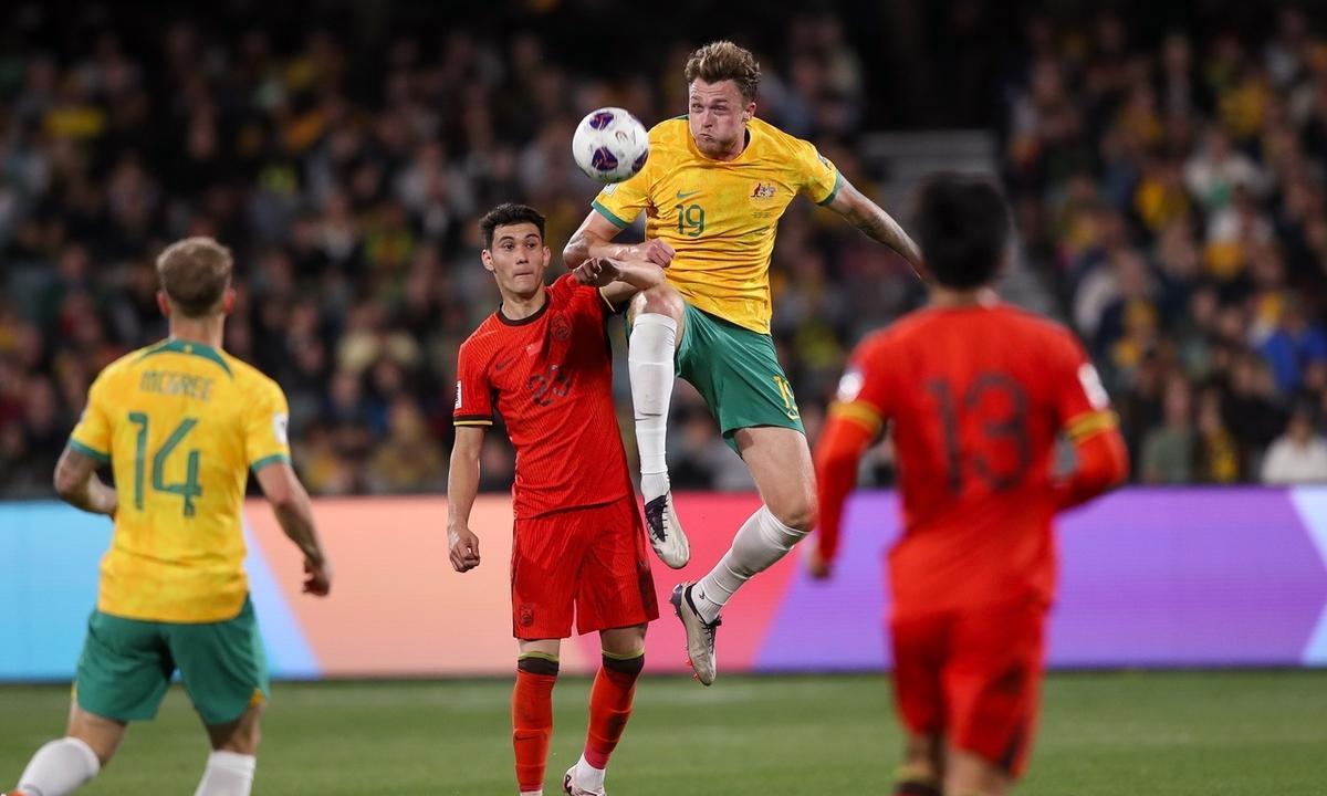 开云体育官方入口-沙特阿拉伯队与澳大利亚队在友谊赛中交锋