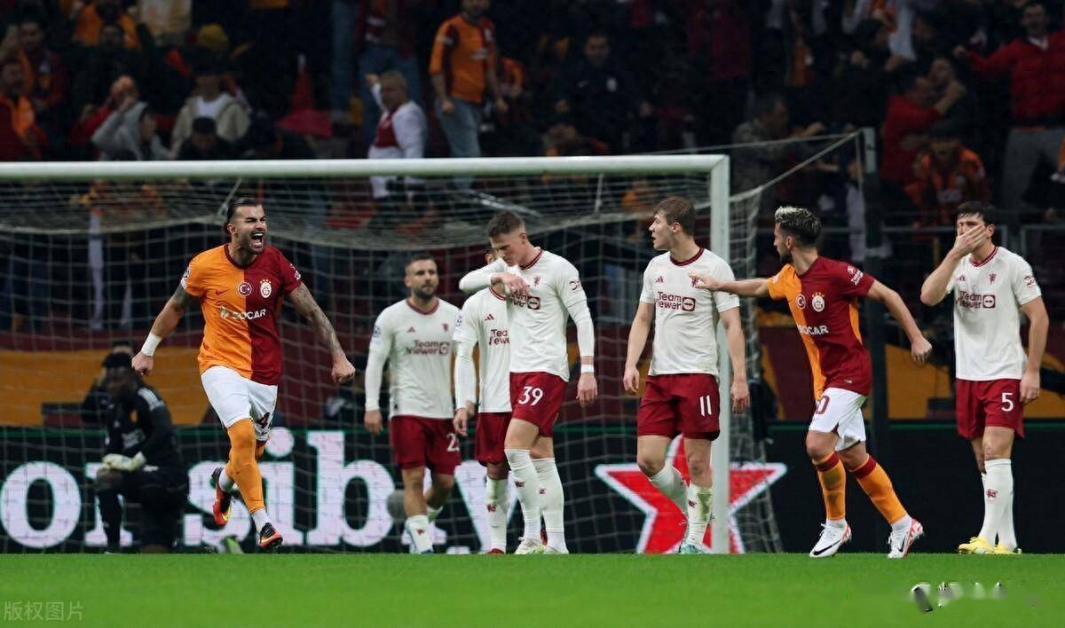 曼联客场获胜,出线希望大幅增加 曼联客场获胜,出线希望大幅增加