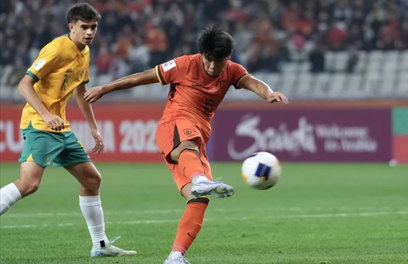 开云体育官方入口-澳大利亚队夺得巨大胜利，晋级淘汰赛