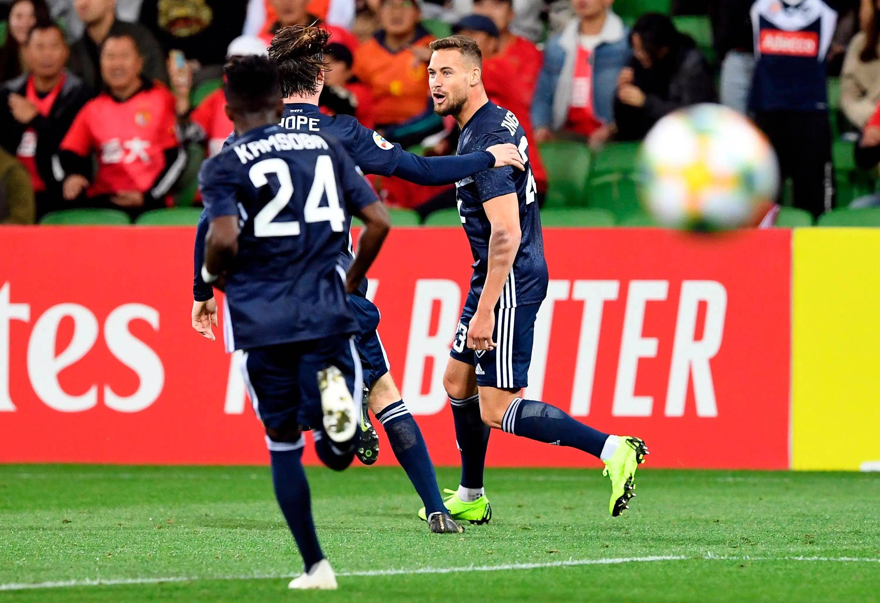 澳大利亚队夺得巨大胜利,晋级淘汰赛 澳大利亚队夺得巨大胜利,晋级淘汰赛