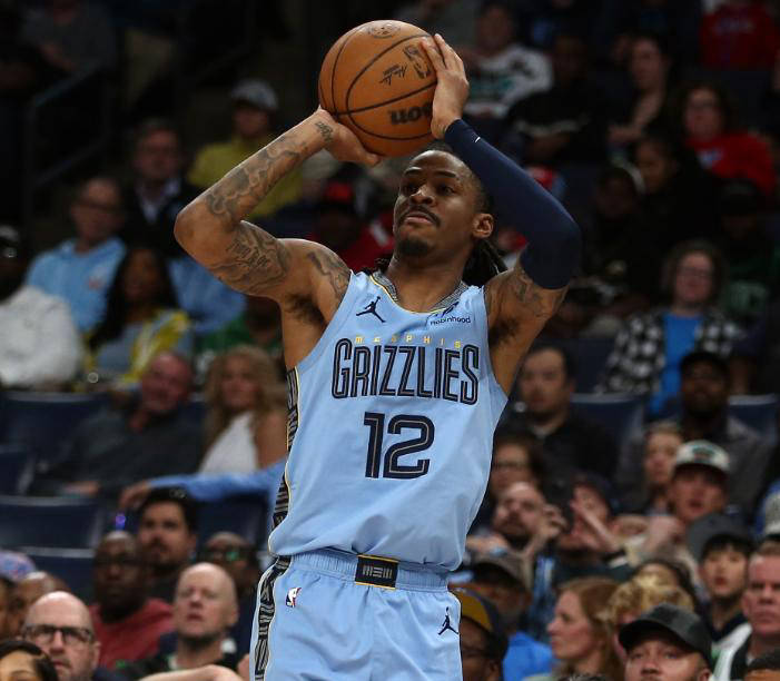 开云体育登录入口-勇士豪取灰熊，摆脱颓势