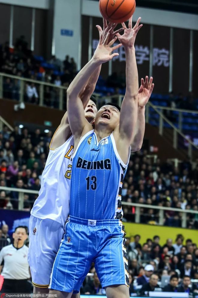 开云体育网页版-关于皇家马赛客场力克尼斯，取得连胜的信息